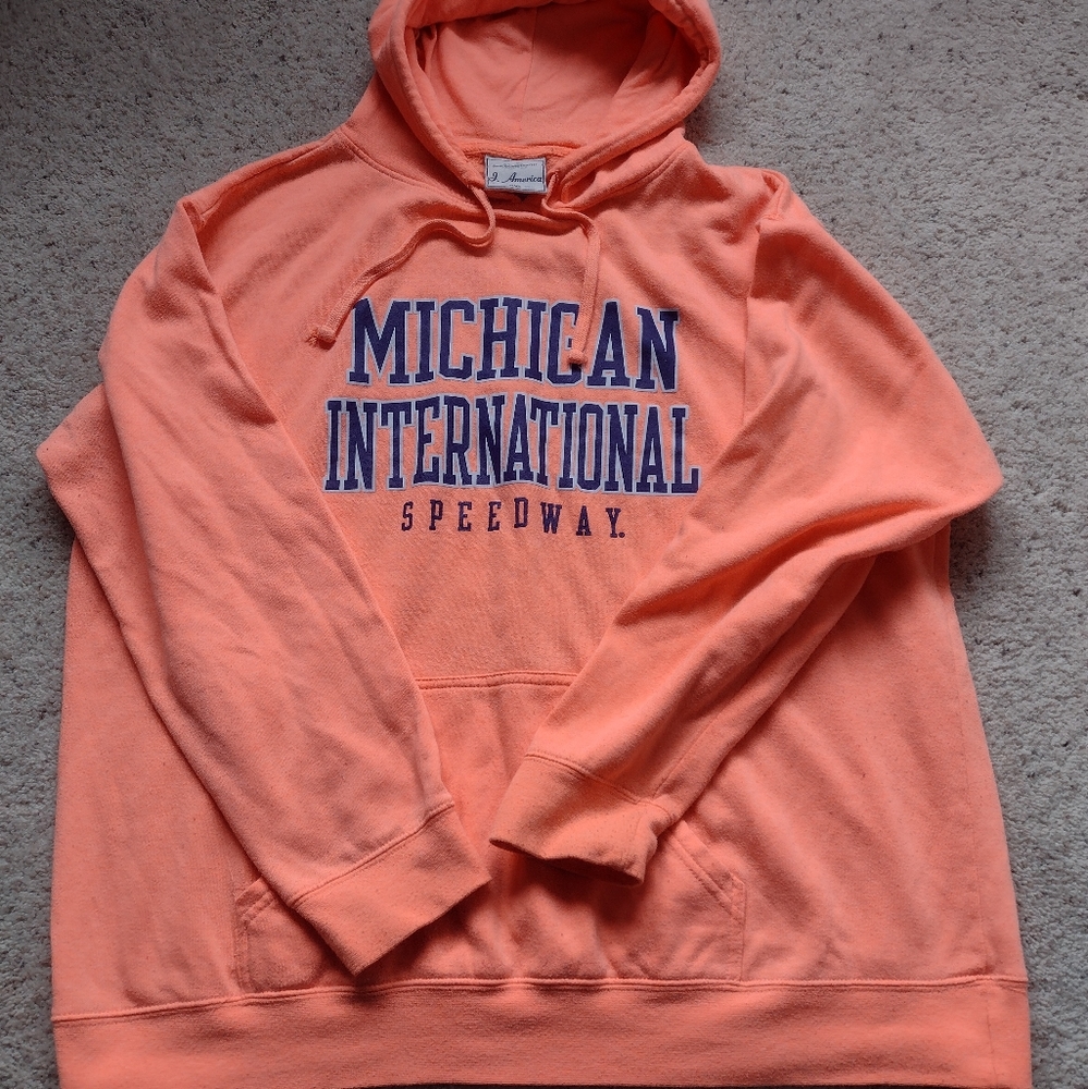 Michigan International Speedway men's 2xl Hoodie